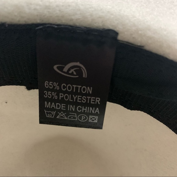 Animal print hat - Picture 4 of 4